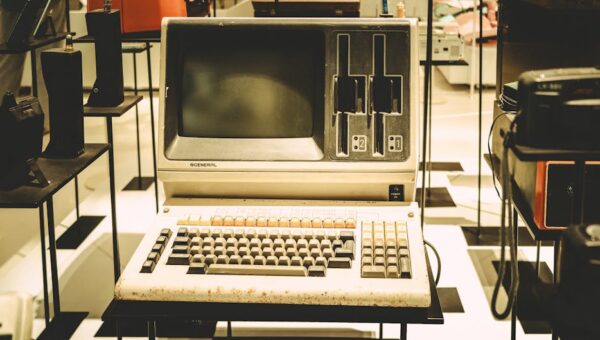 7 Amazing Places to Experience the History of Computing