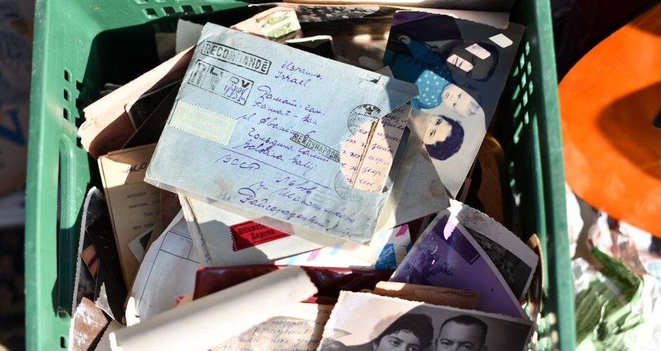 Echoes of the Past: A Geek’s Guide to the Most Intriguing Time Capsules of 2026